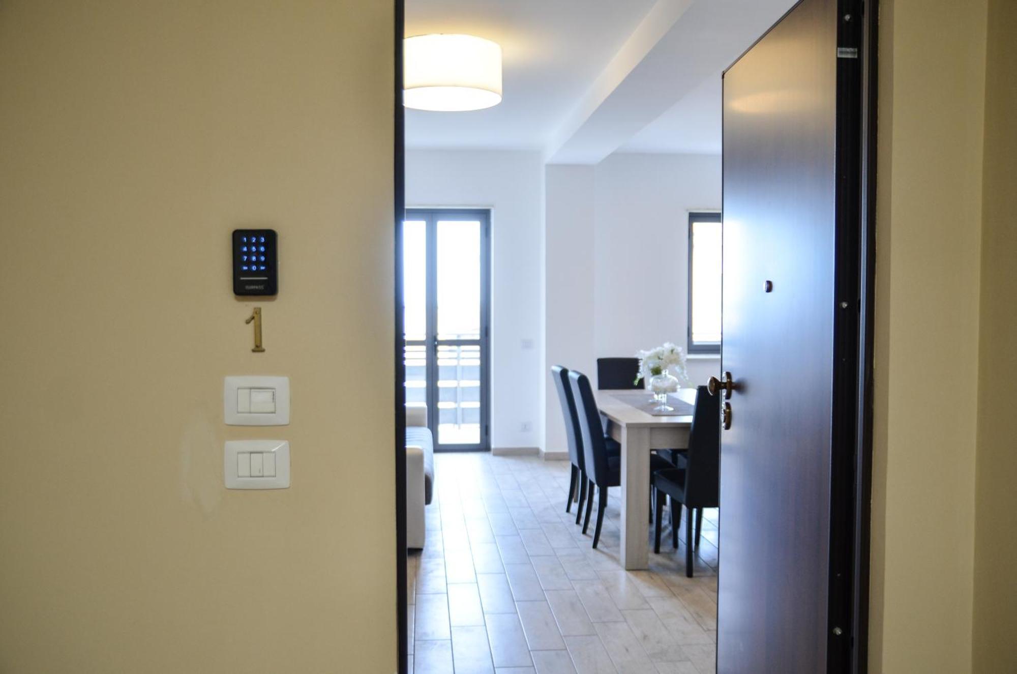 Appartamento Siderno Sul Mare Trilocale ภายนอก รูปภาพ